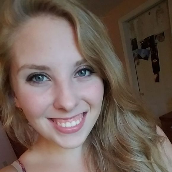 Meet your Posher, Logan - Picture 1 of 1